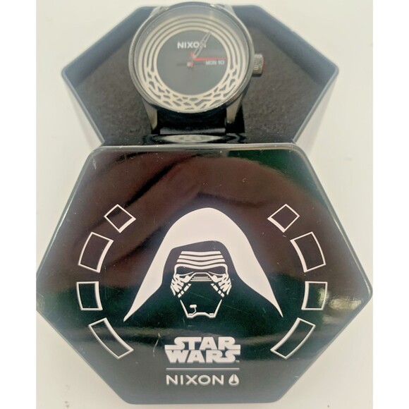 NIXON X STAR WARS Kylo Ren Sentry Woven Band Watch with Original Box and Manual - Picture 10 of 12